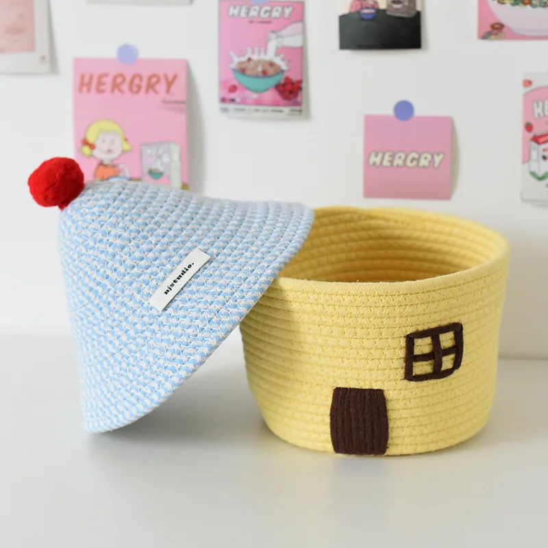 Neuer Aufbewahrungskorb Niedlicher Desktop-Kosmetik-Organizer Geschenkkorb für Kleinteile Handgewebter Schreibtisch-Organizer