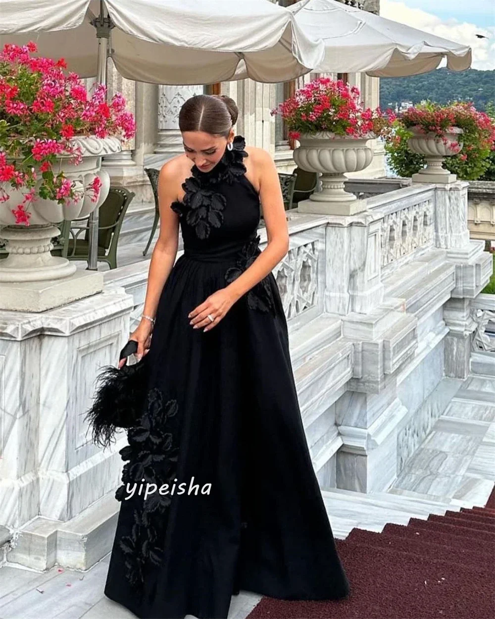 High Quality  Exquisite Halter A-line Flowers Floor-Length Feather Bespoke Occasion Cocktail Dresses Formal Simple Modern Style