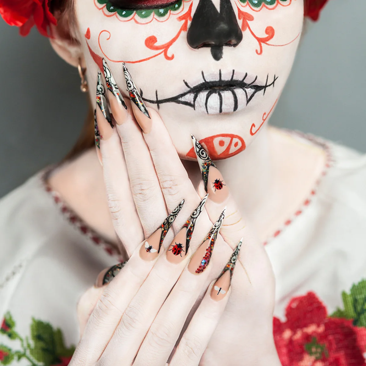 

3D Bee Shaped Patch Full Cover Waterproof Diy Art Stickers Manicure Decoration Nail Supply Colorful Nail