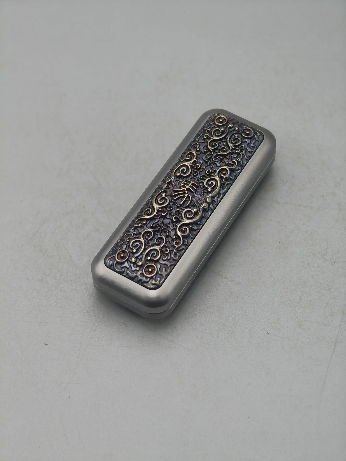 Used EDC even number, small yellow croaker in the Year of the Horse, push card edc metal decompression toy