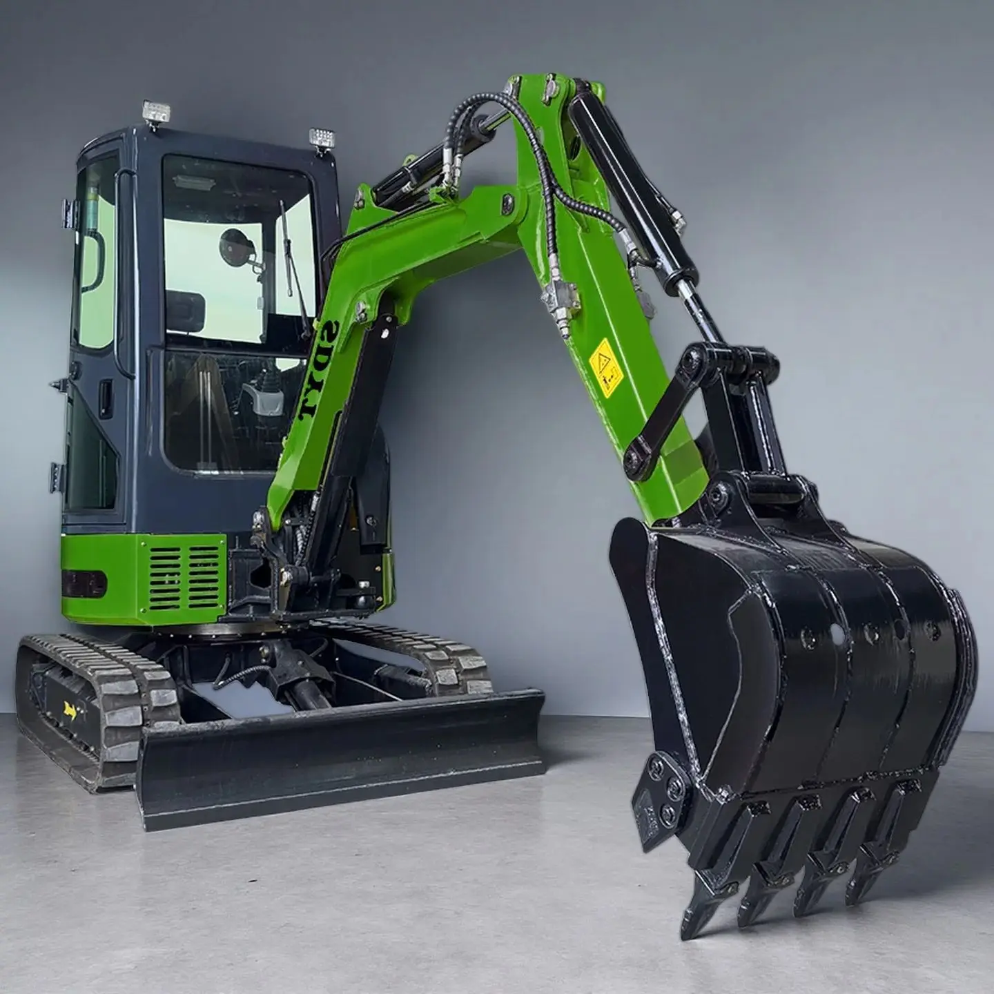 حفارة صغيرة مع هيكل معزز دوار مرن محرك ديزل قوي مخصص متعدد الوظائف الكابينة حفارة صغيرة