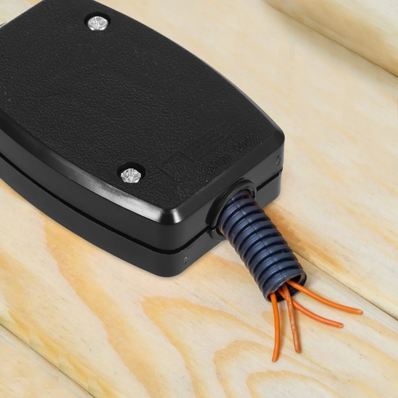 

4pcs Wiring Terminal Box 703 Series 2&3 Wire Connectors 13A 250V Black Plastic Compact Multifunctional Junction Box