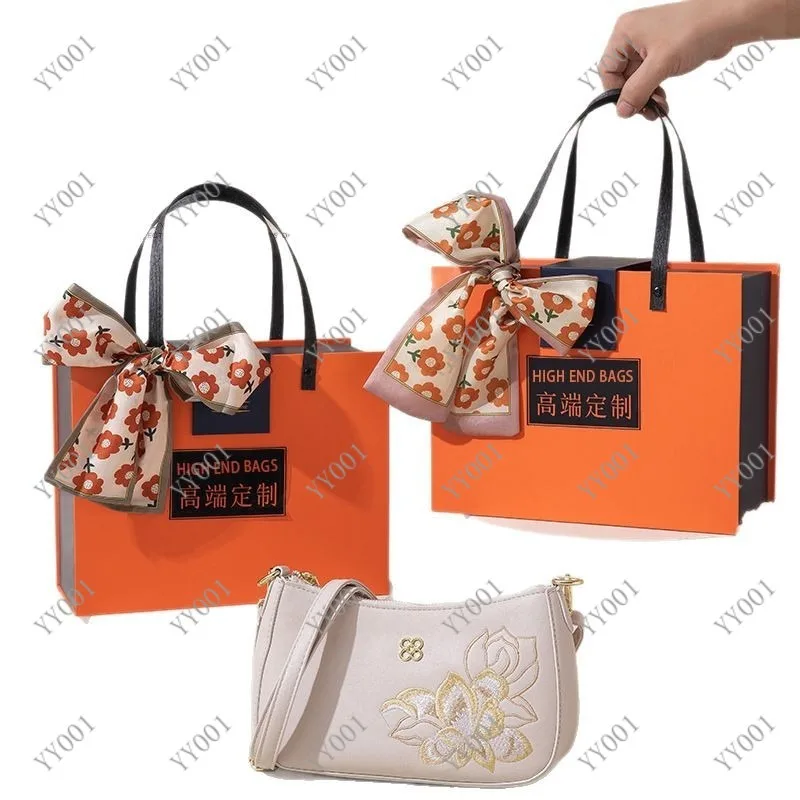 Chinese Style Embroidered Handbag Elegant High Grade Shoulder Bag Gift for Middle Aged Women Mom