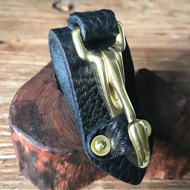 Men's Leather Keychain 2024 New Style Worn Belt with Lock Keychain Brass Lock Key Holder Hook Genuine Leather Accessories