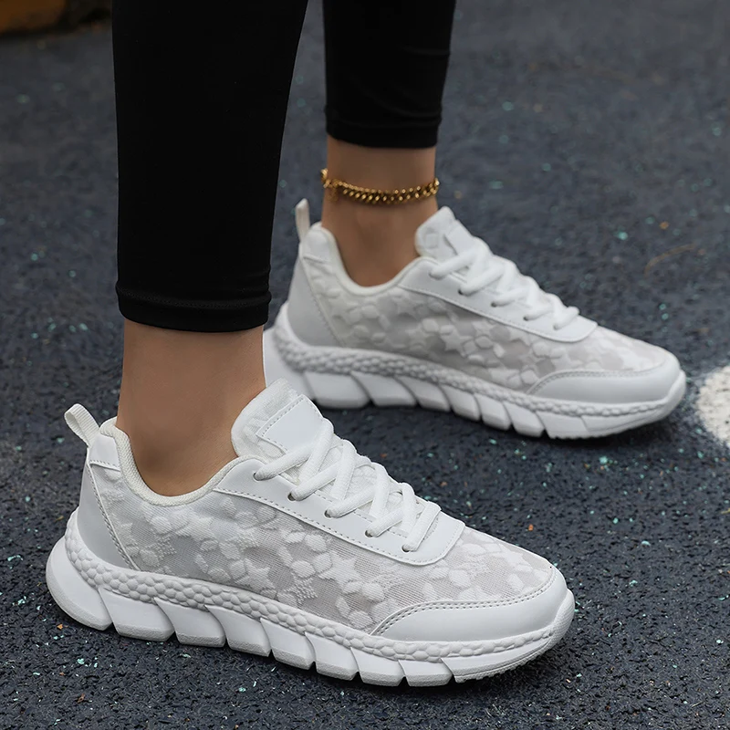 

Women Sports Shoes 2025 Fashion Comfortable Non Slip Soft Soled Lace Up Mesh Breathable Summer Casual Tennis Shoes for Women