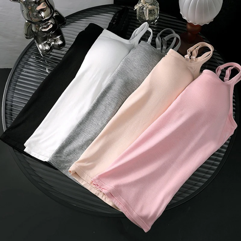 1pcs Girls Basic Solid Vest Female Casual Sleeveless Strap Top Four Season Traceless Women Tank Tops With Padded Cups Vests