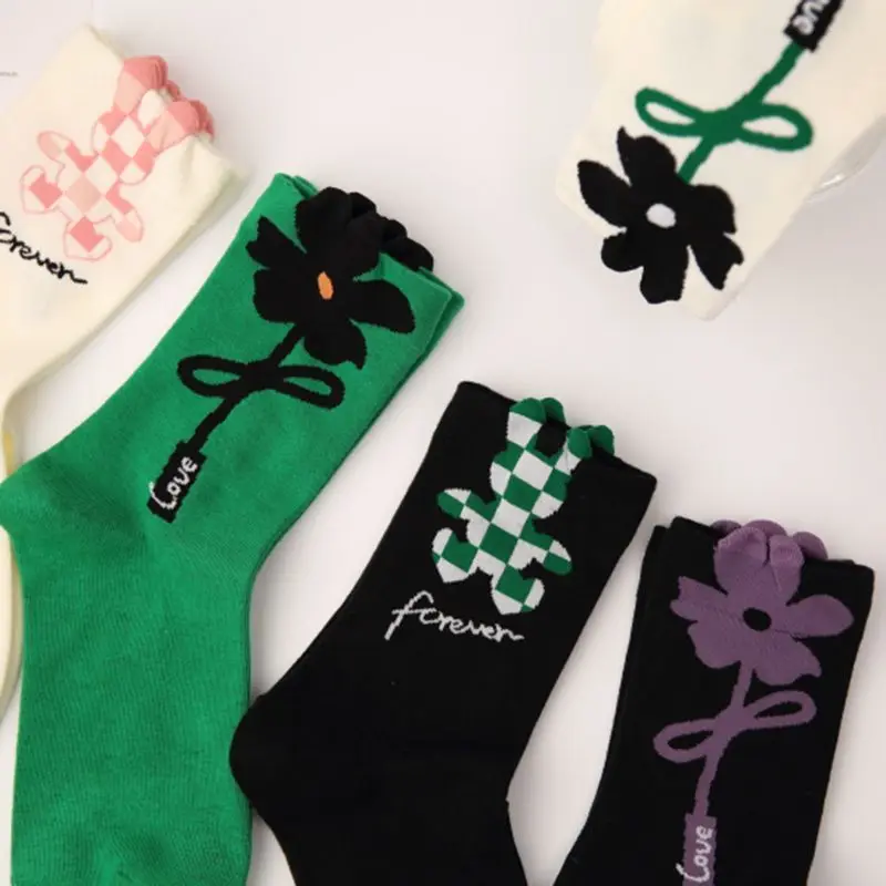 NEW 5 Pairs/Lot Fashion Flower Design Casual Womens Cotton Crew Socks Lot Work Socks