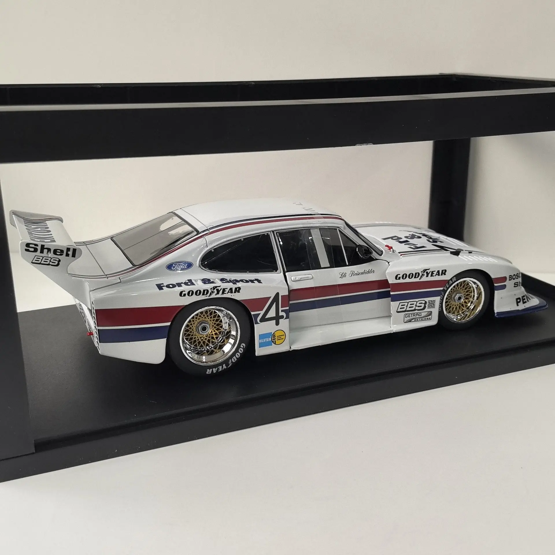 Diecast WERK83 1/18 Scale FORD CAPRI #4 Ford Racing Car V7 Alloy Car Model - view 6