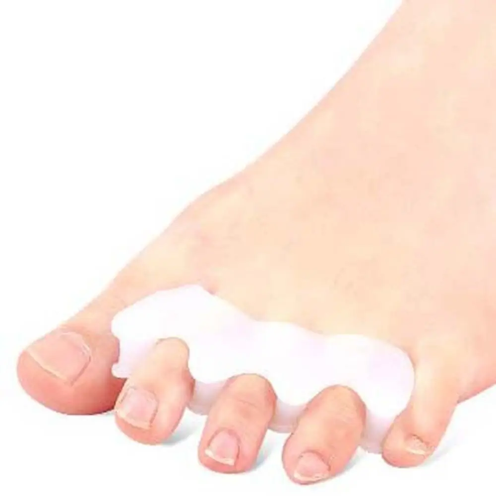 Three Pores Toe Separators Curved and Deformed Toes Toe Valgus Protector Toe Straightener Feet Valgus Corrector Foot Care Tools