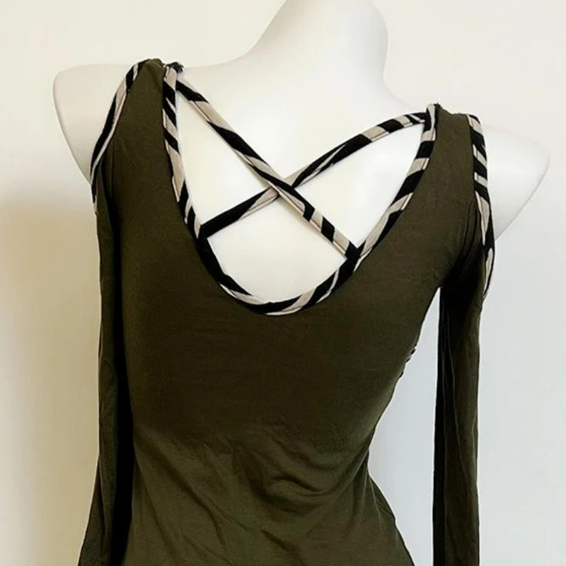 เสื้อยืดแขนยาวสไตล์วินเทจอเมริกัน Y2K ทรงเข้ารูป เซ็กซี่ แต่งผ้าปะติด ยุค 2000 ฮาราจูกุ สาวฮอต เสื้อยืดฤดูใบไม้ร่วง ลายพิมพ์โกธิค