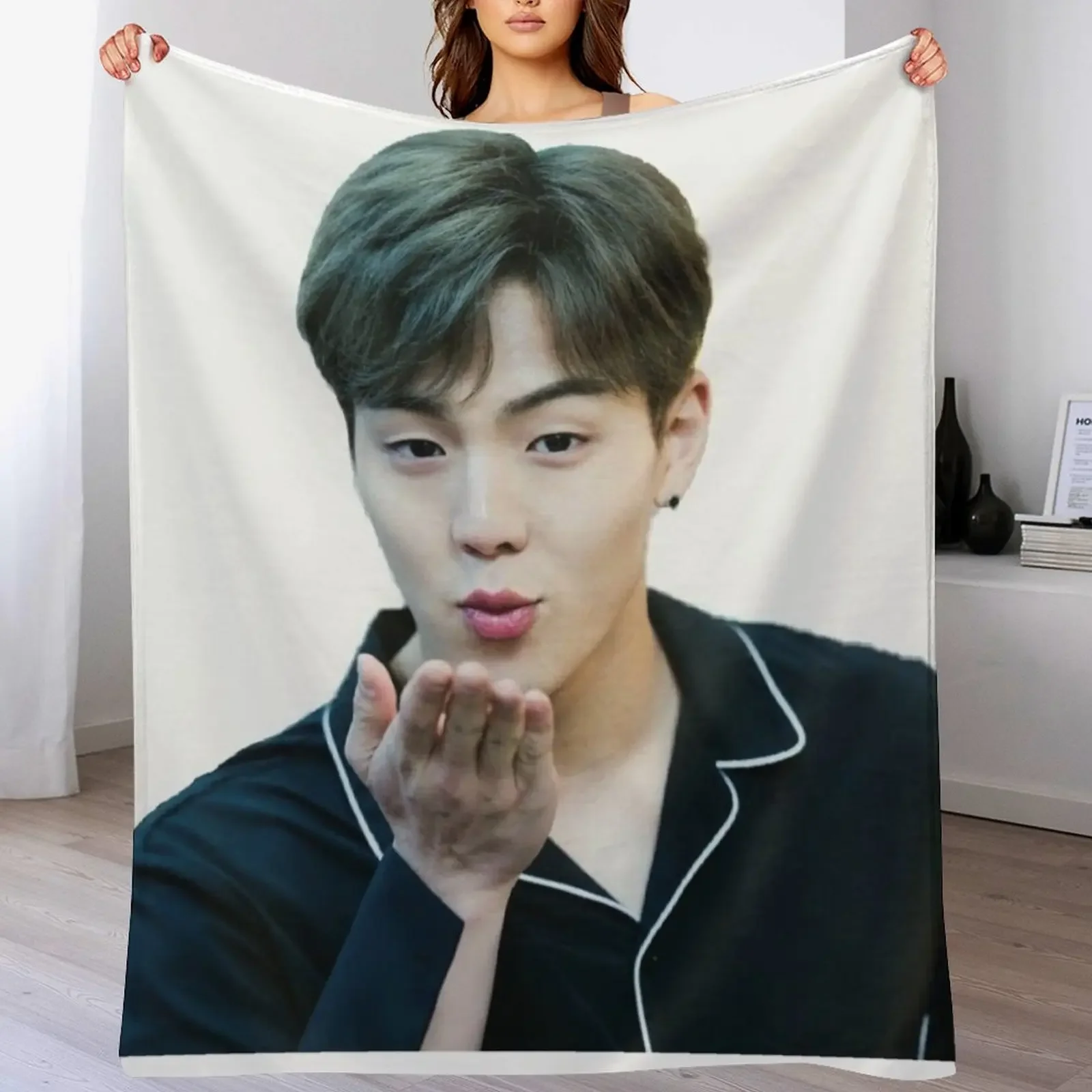 

shownu Throw Blanket Shaggy Furry Soft Blanket for Bedroom Living Room
