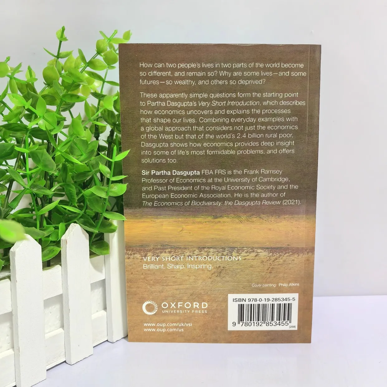 Economics A Very Short Introduction By Partha Dasgupta Paperback Book in English