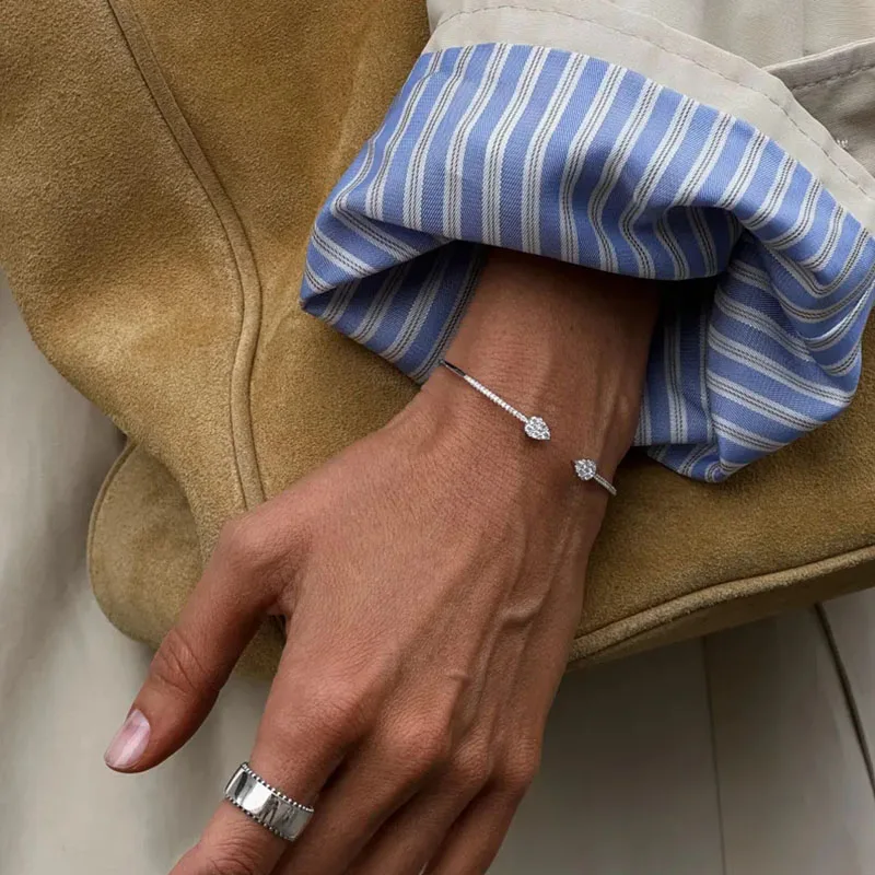 

Круглый 0,4CTW DEF / VS VVS Lab Grown Diamond Браслет / Браслет-манжета Мужчины Женщины Можно носить 10K 14K 18-каратного золота Роскошные ювелирные изделия