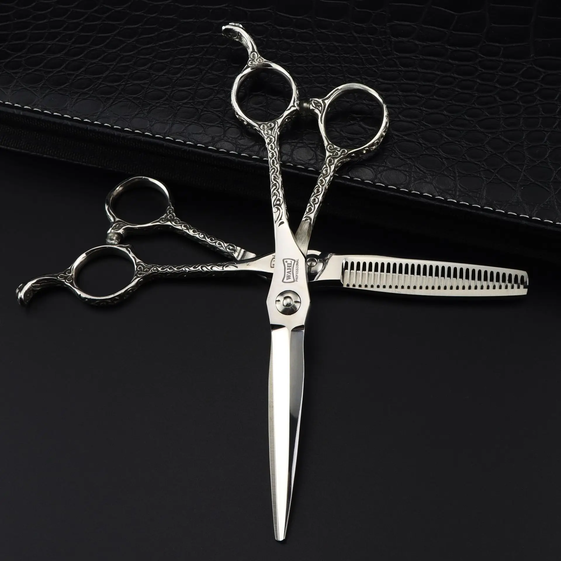 

JP440C Professional Salon 6.0 Hair Scissors Hairdressing Scissors Barber Cutting Thinning Shears Set