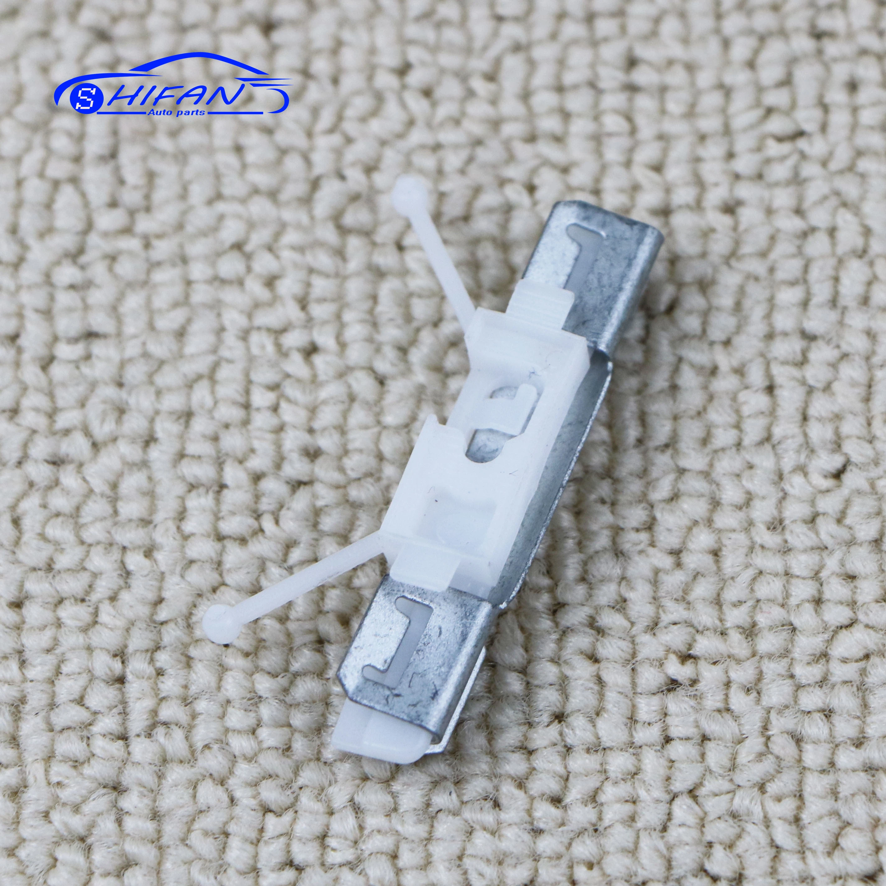 30753487 Front Windshield Post Trim Clip For Volvo XC60 2010 2011 2012 2013 2014 2015 2016 Car Accessories