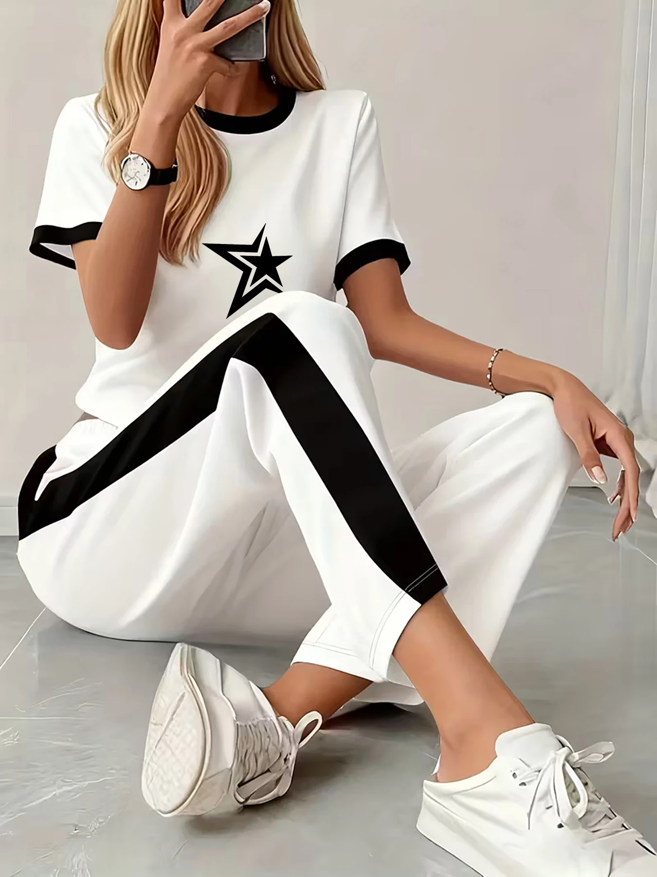 

Spring and Summer Color-Blocked Five-Pointed Star Print Casual Set: Short-Sleeve T-Shirt + Side-Striped Jogger Sweatpants Two-Piece Set