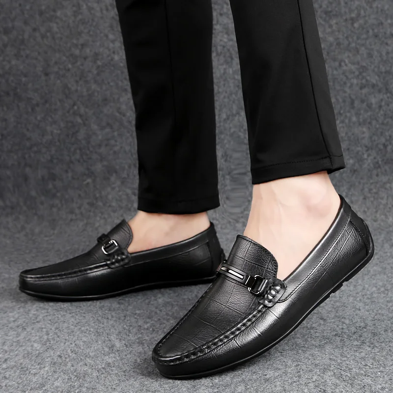 High Quality Men Spring Top Layer Fashionable Casual Leather Shoes Brand Men Soft Cowhide Anti Slip Bean Sole Comfortable Loafer