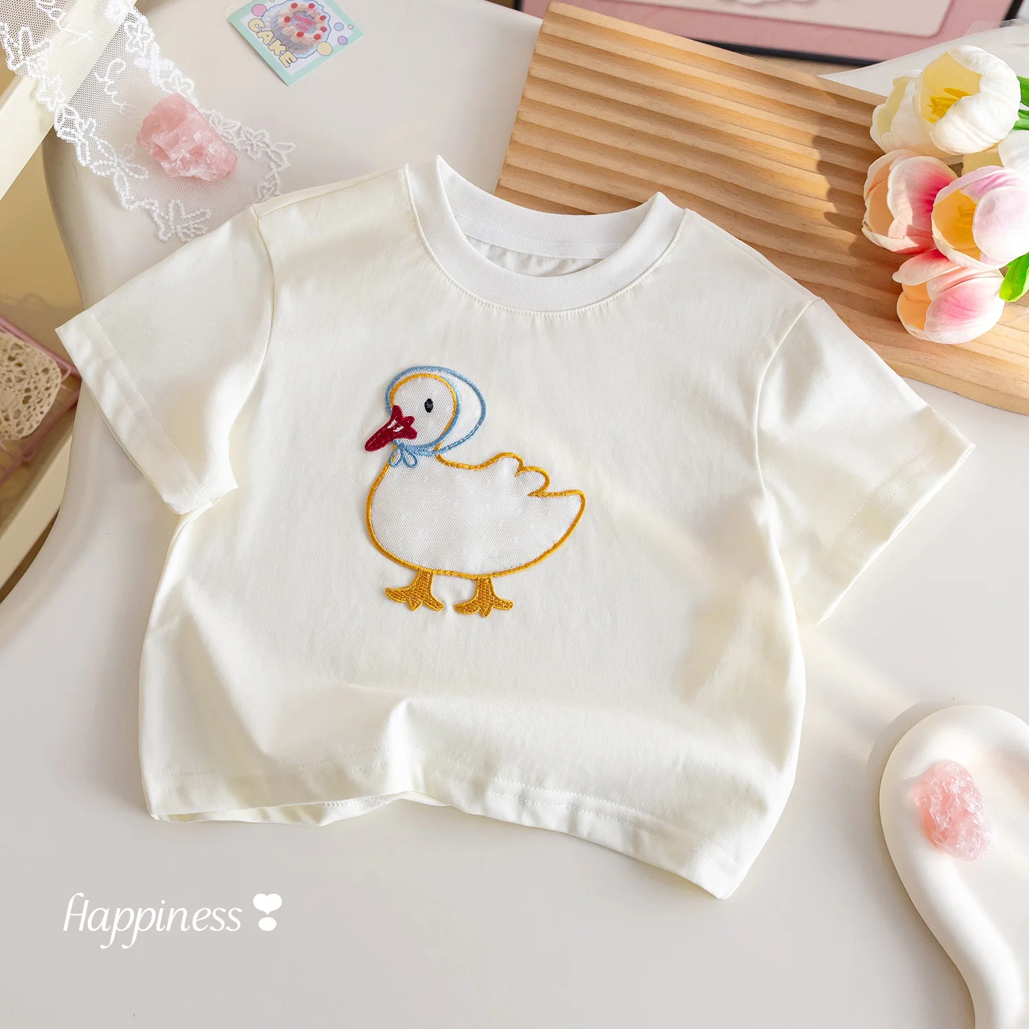 Girl's short sleeved T-shirt cute cartoon duck lace embroidery summer top