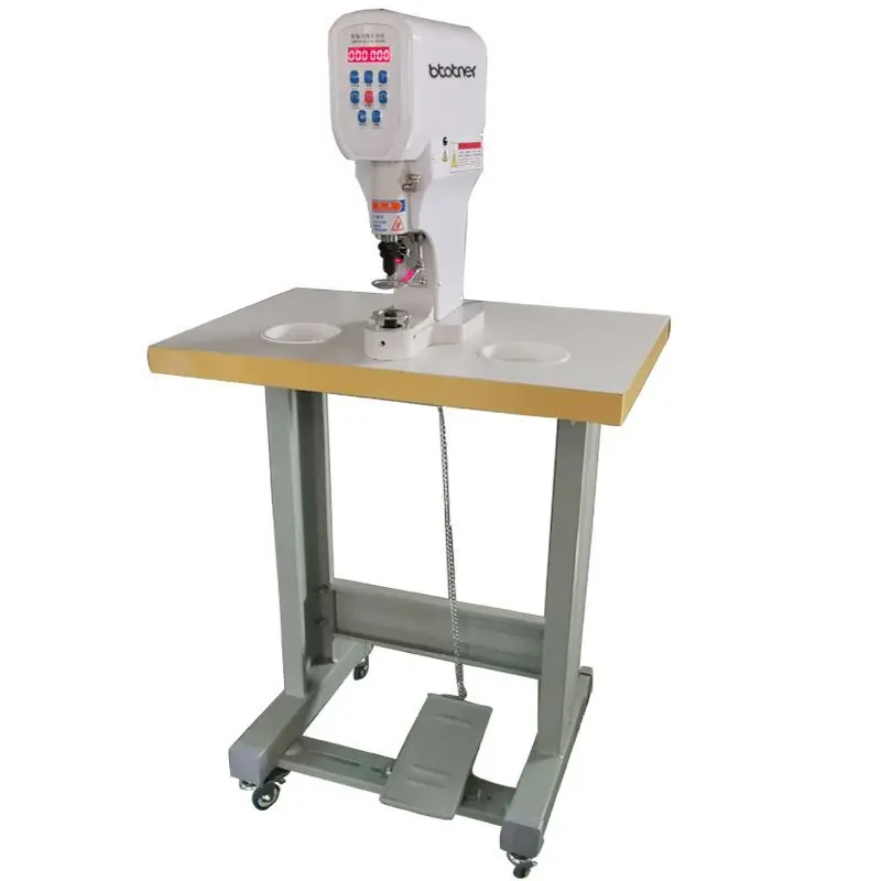 679XY automatic button machine semi-automatic computer anti-hand button machine for clothing buckles