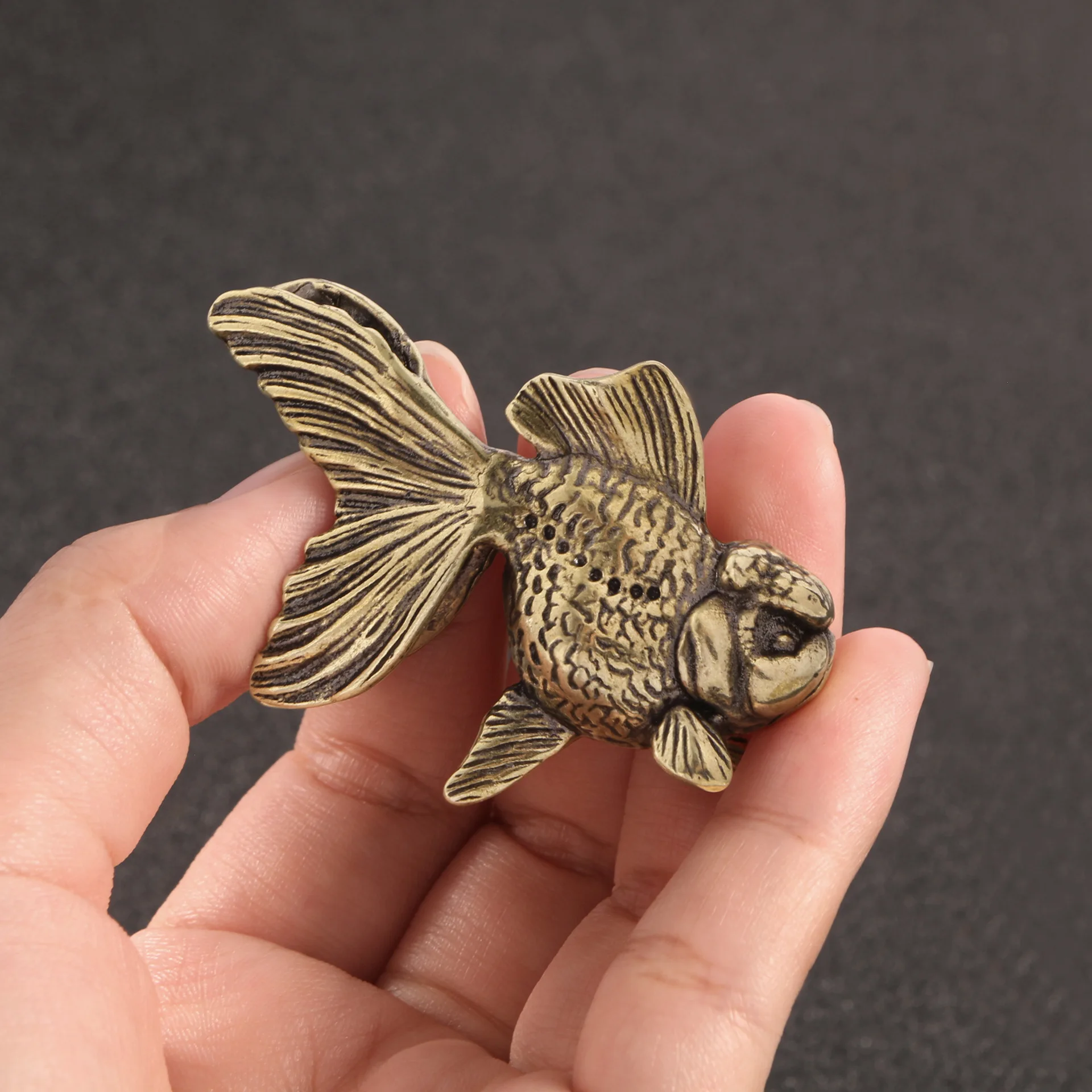 

Vintage Brass Butterfly Goldfish Ornament Desktop Decor Collectible Figurine Antique-Style Animal Sculpture Gift Idea