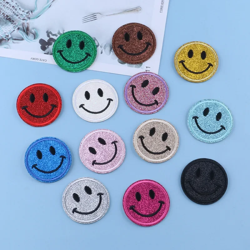 Mixed 13Pcs/Lot Smiling Face Patches Color Sewn Embroidery Iron On Applique Clothing Handmade DIY Garment Decor Accessories