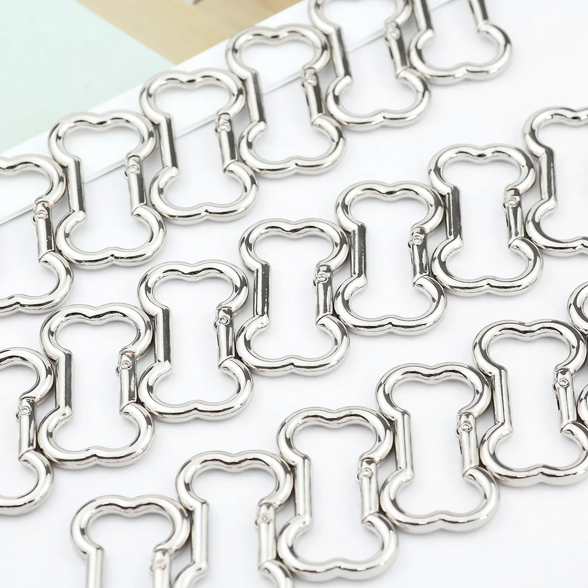 2-5Pcs 28*48mm Bone Carabiner Rings Metal Bags Buckle Dog Collar Spring Hook Keyring Belt Buckles Webbing Strap Connector Ring