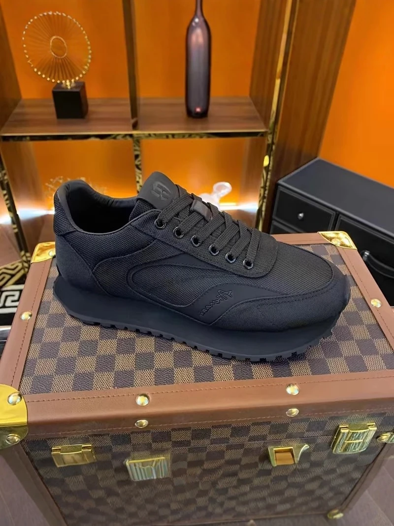 Men's Breathable Mesh Running Shoes 2026 New Summer Trend British Style Casual Sports Sneakers Lightweight Low Heel round Toe