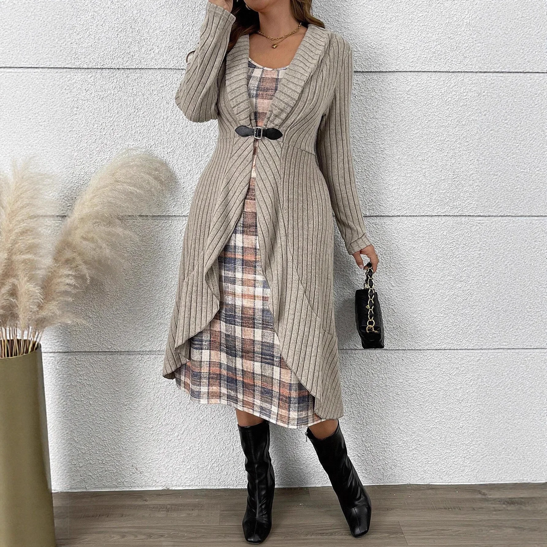 

2025 Autumn and Winter Pleated Long-sleeved Cardigan Trench Coat with Knitted Jacket Lining Dress Set
