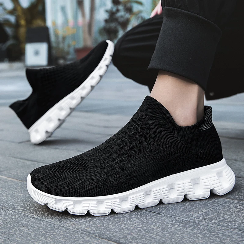 Sepatu kets pasangan rajut klasik warna hitam, sepatu sneaker pasangan ringan, sepatu High Top kaus kaki modis kasual untuk pria dan wanita, sepatu lari