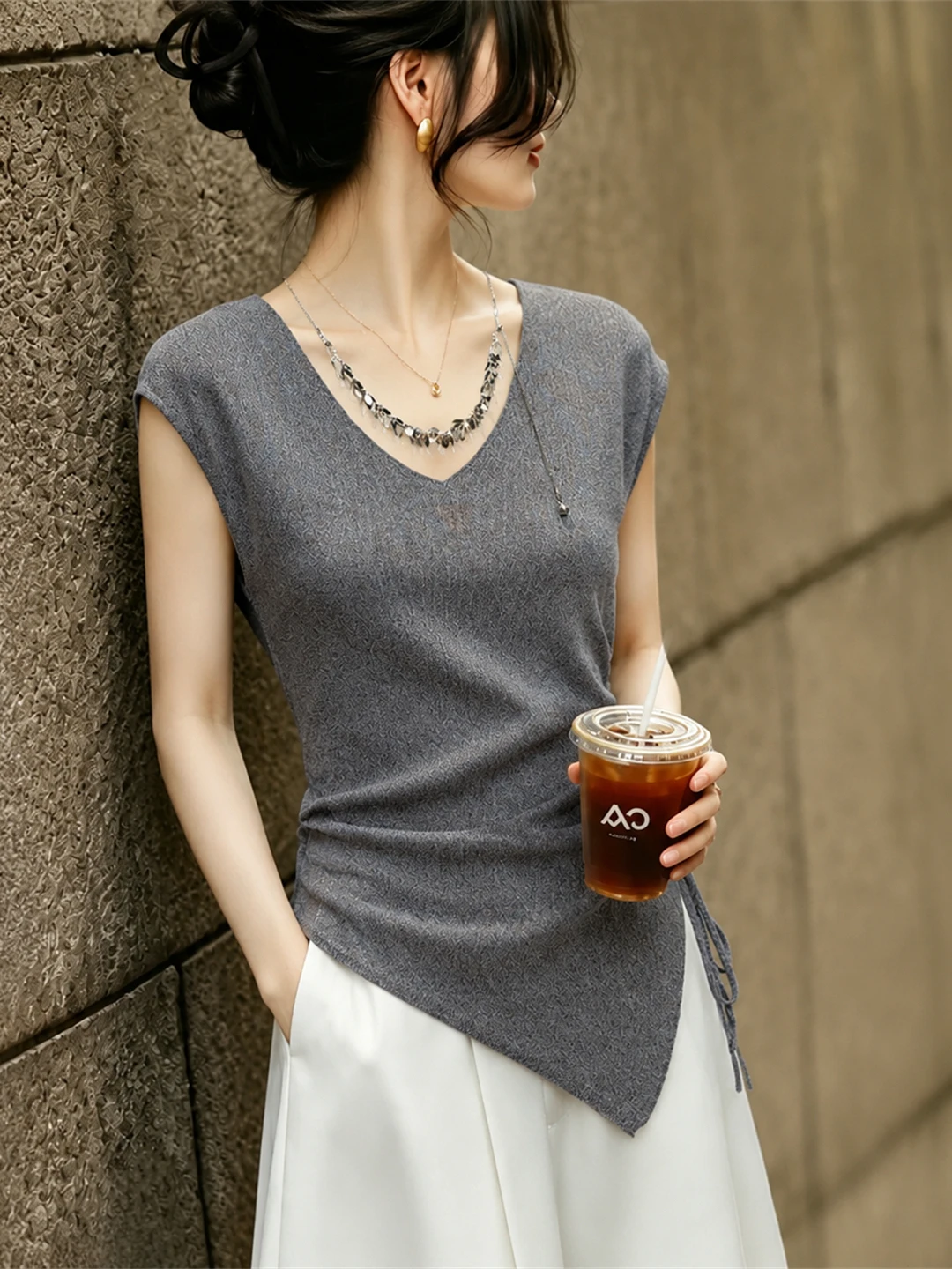 Korean Style V-Neck Slimming Fashionable Top High-End Feel Summer Ice Silk Knitted Sweater Hoodie Straight Cut Short Sleeve