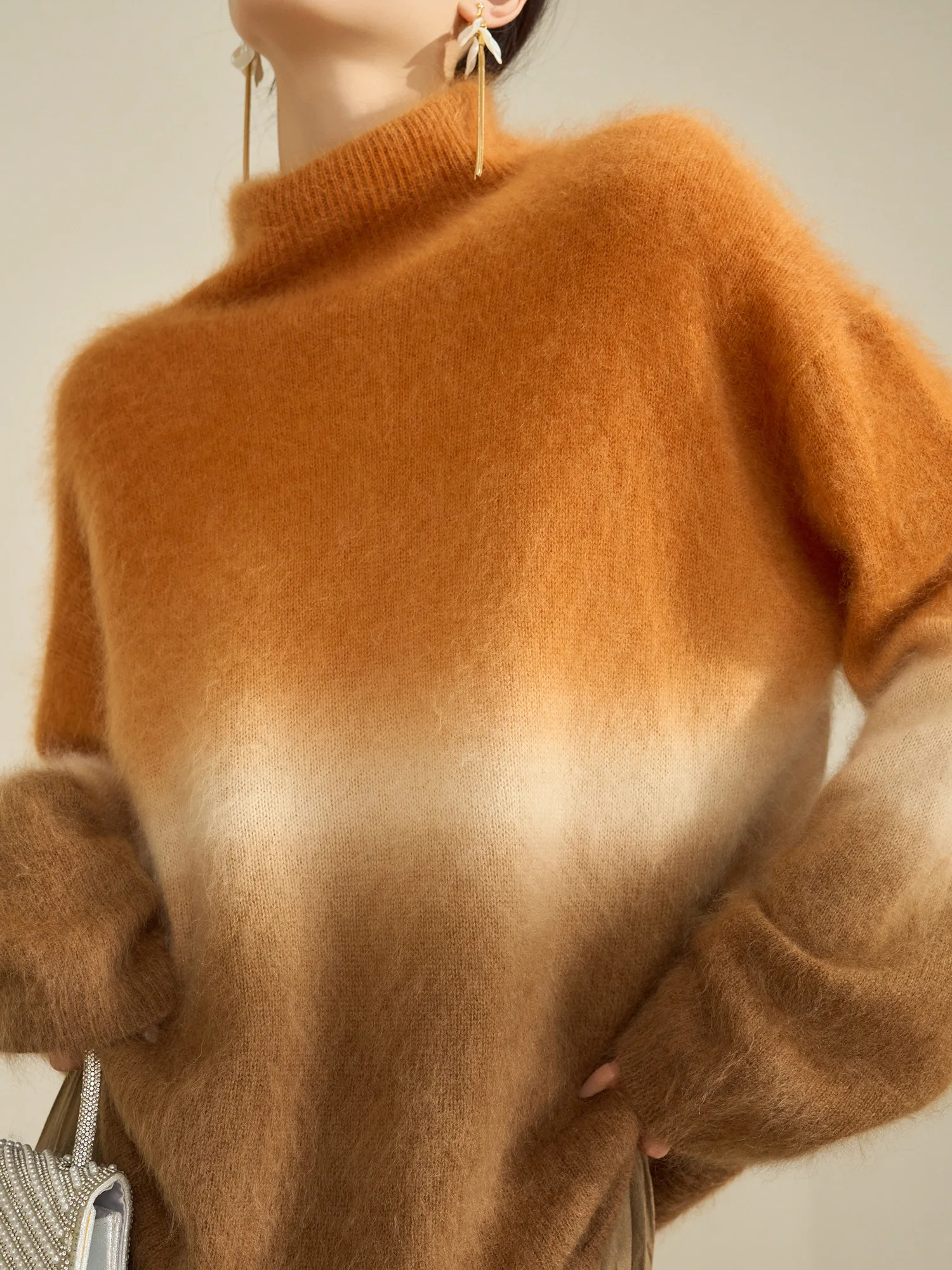 

Мягкий свитер из мутоновой ткани Flowing Era с высоким воротником, свободного кроя, с длинными рукавами, для женщин, в стиле люкс