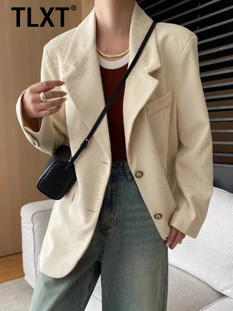

TLXT Elegant Women's Minimalist Solid Blazer Lapel Single Breasted Long Sleeve Commute Coats Female Summer 2025 New XK1273