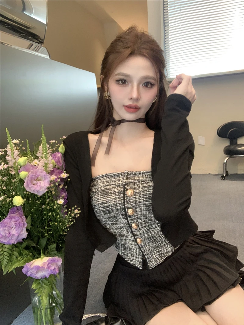 

Комплект футболок Spicy Girl, женский осенний новый комплект с небольшим Fraance Wind, внутренняя одежда, жилет без рукавов + универсальный открытый кардиган +...