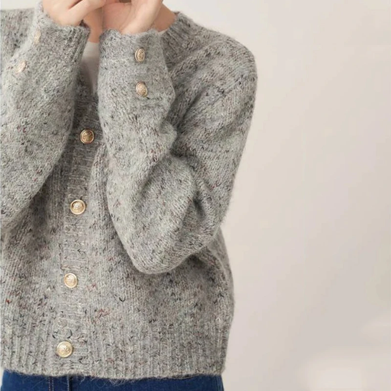 ฤดูใบไม้ร่วงสีเทาถักเสื้อสเวตเตอร์ถักผู้หญิง O-คอยาวแขนยาว Elegant Solid Office เสื้อกันหนาวปุ่มกระเป๋าเสื้อลําลองฤดูหนาว