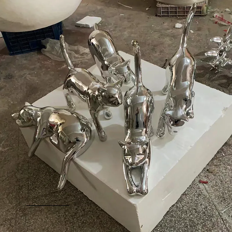 Imitation stainless steel creative cat ornament electroplated fiberglass sculpture