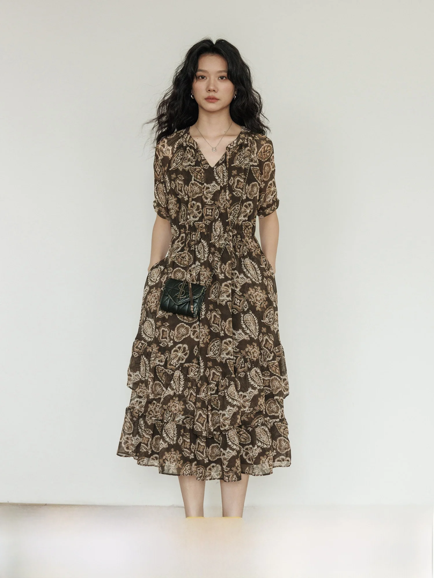 

Summer V-Neck Retro Print Slimming A-Line Dress Women's Elegant Casual Luxury Long Dress Polyester Fiber Short Sleeve Loose Fit