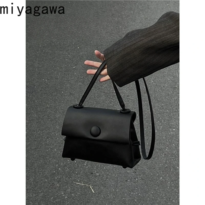 Miyagawa damska 2023 nowa moda jeden torba na ramię Crossbody wszechstronny styl w stylu inskalskim czarny mały kwadratowe torby