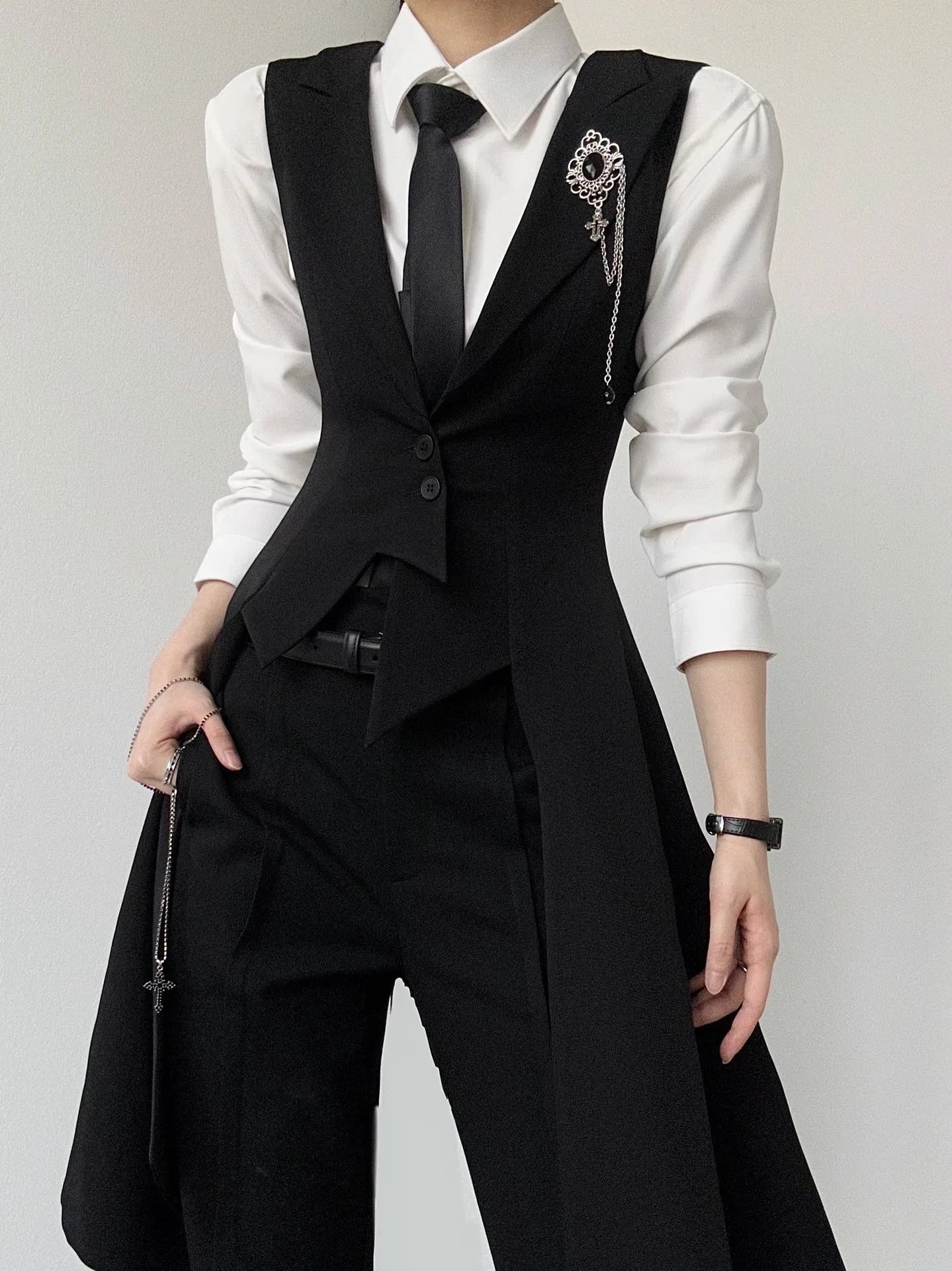 Dünne Armee-Kaschmirwesten für Herren und Damen mit Schnürung und Patchwork-Design, Minimalismus, sanfter urbaner Stil, schlicht, weich, ärmellos – Detail 4