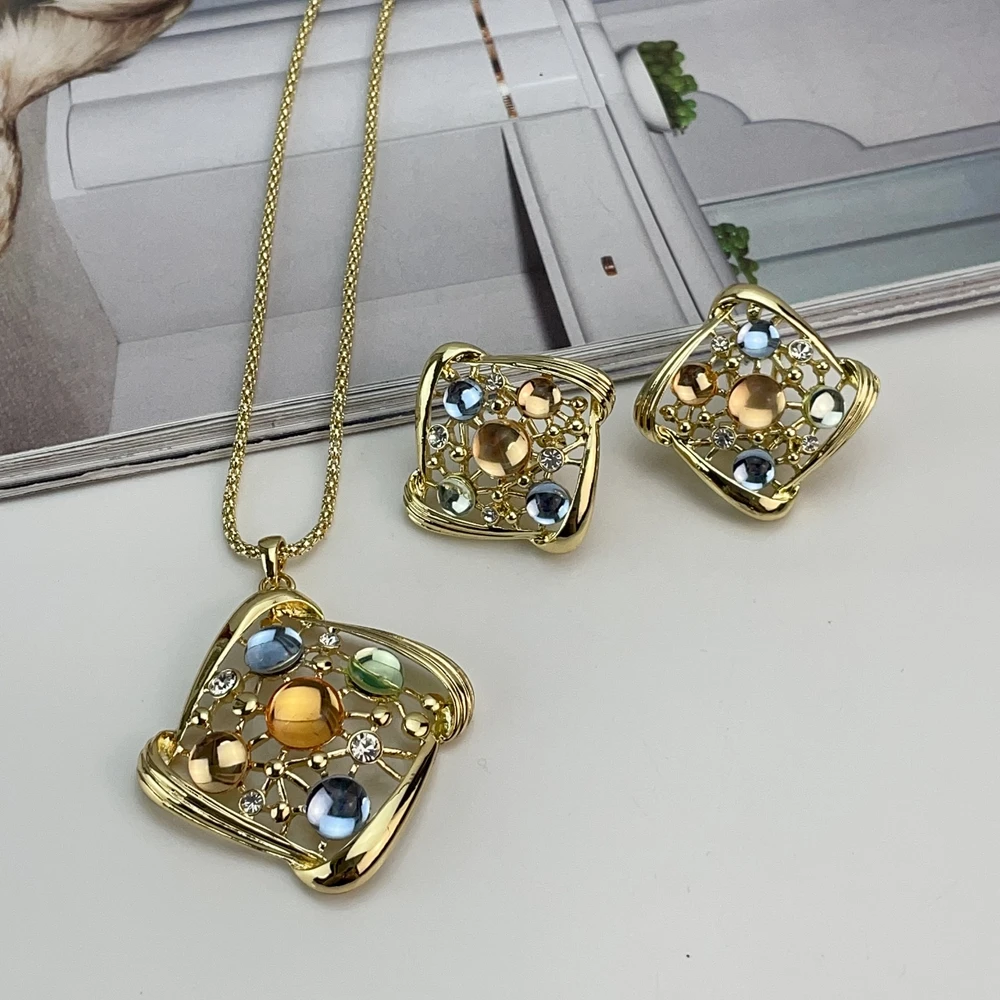 

Новейший красивый каменный кулон с серьгами Дубай Fine Jewelry для женщин FHK21493