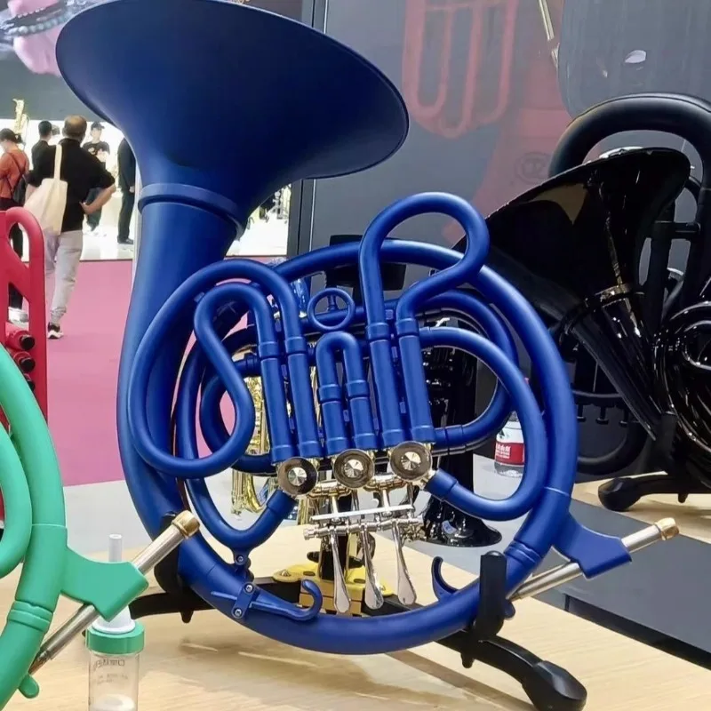 

Resin horn, anti-drop and anti-build, the sound is okay