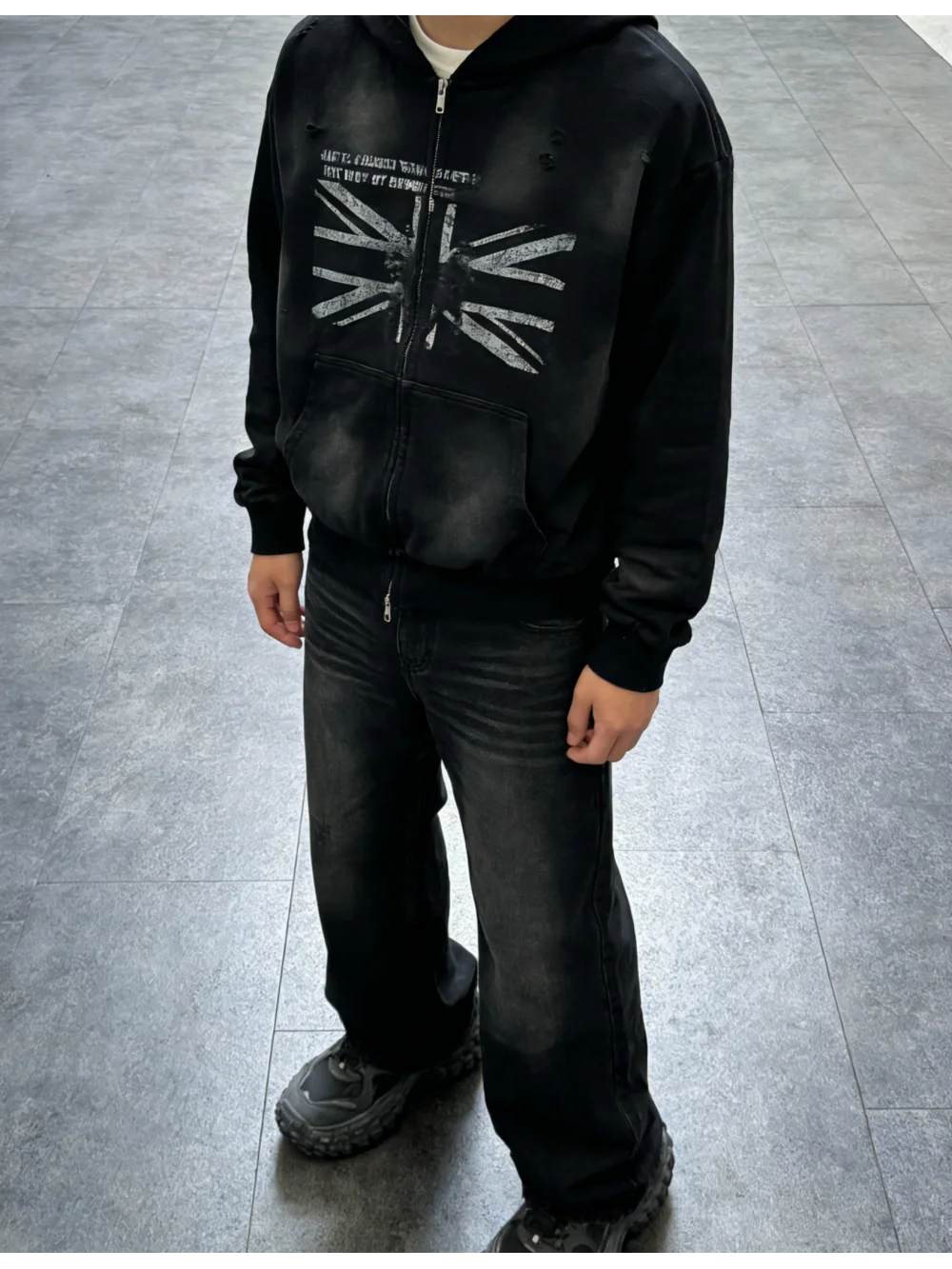 

Новая модная готическая толстовка осень-зима 2026: винтажный дизайн, минималистичный принт, уличный стиль, универсальная модель