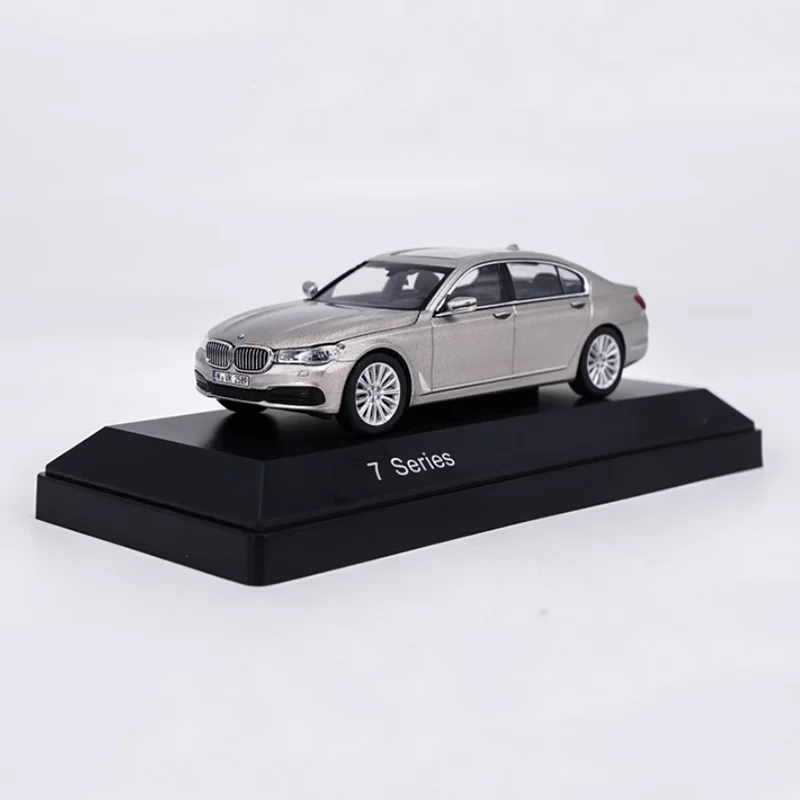 

Литая под давлением модель автомобиля из сплава 750Li в масштабе 1:43, готовая коллекция имитаций, украшение, подарочные игрушки, дисплей