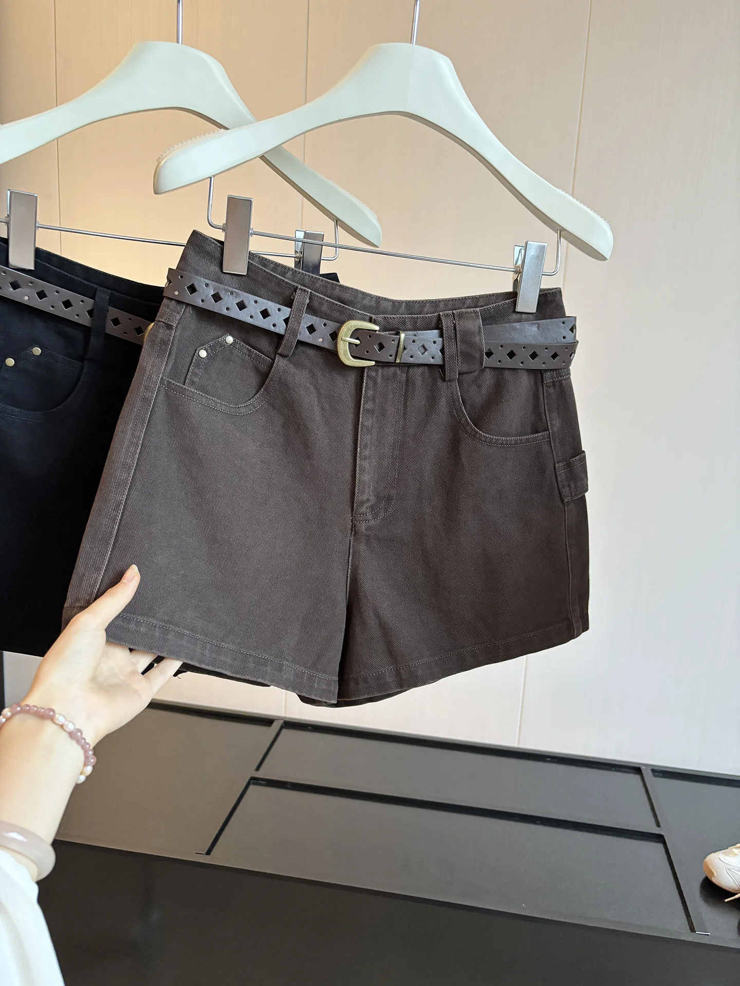 Retro Commuter Style High Waist Denim Shorts Women's Autumn Casual Wide Leg Pants Belt Adjustable Slimming Versatile Shorts