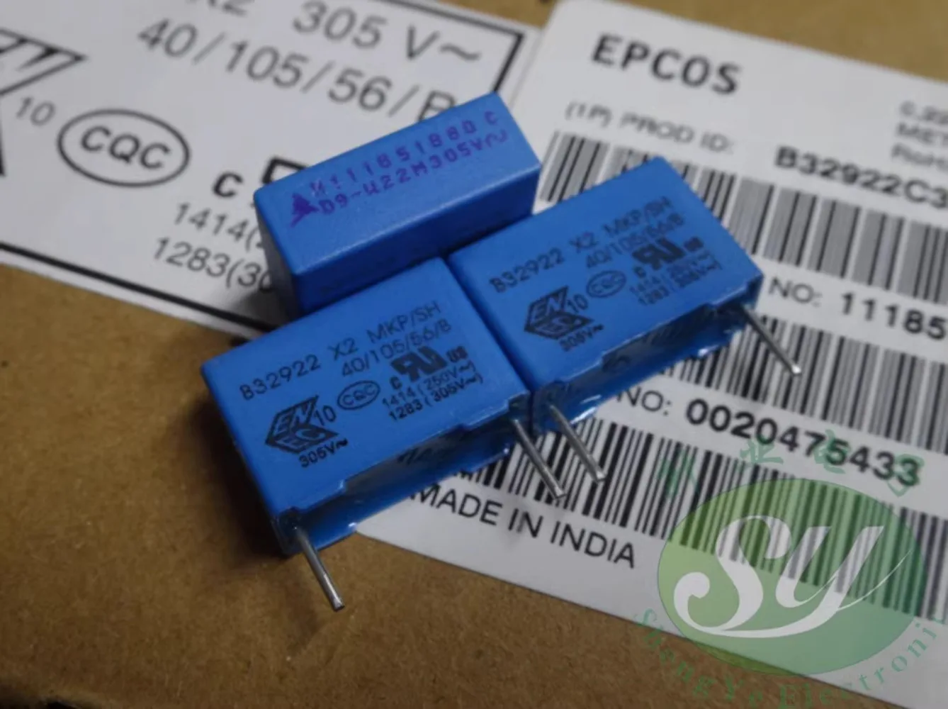 

20PCS EPCOS 0.22uf/305vAC 220nf u22 224 New 15mm film capacitor B32922C3224M
