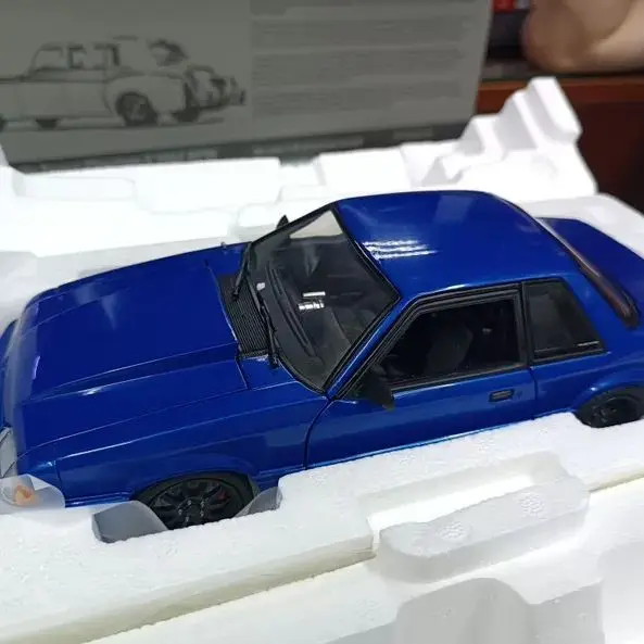 GMP Diecast 1/18 Scale Ford Mustang Sports Car Model Alloy Ford Mustang Toy Car Model Scene Display Play Vehicles Models