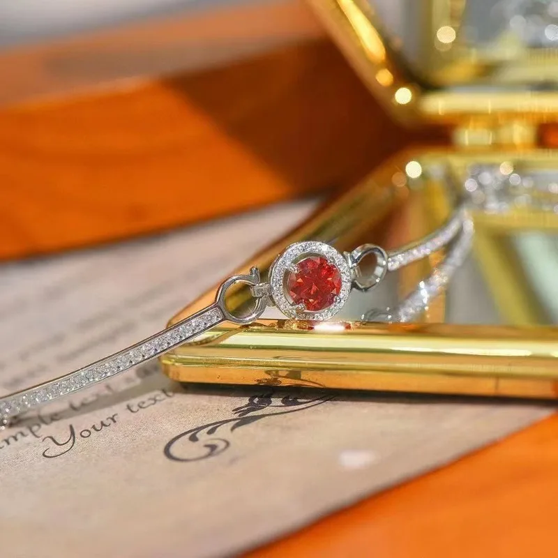 SACE GEMS GRA Certified D VVS1 Red Moissanite Bransoletka dla kobiet Modna biżuteria imprezowa 925 Sterling Silver Plated White Gold