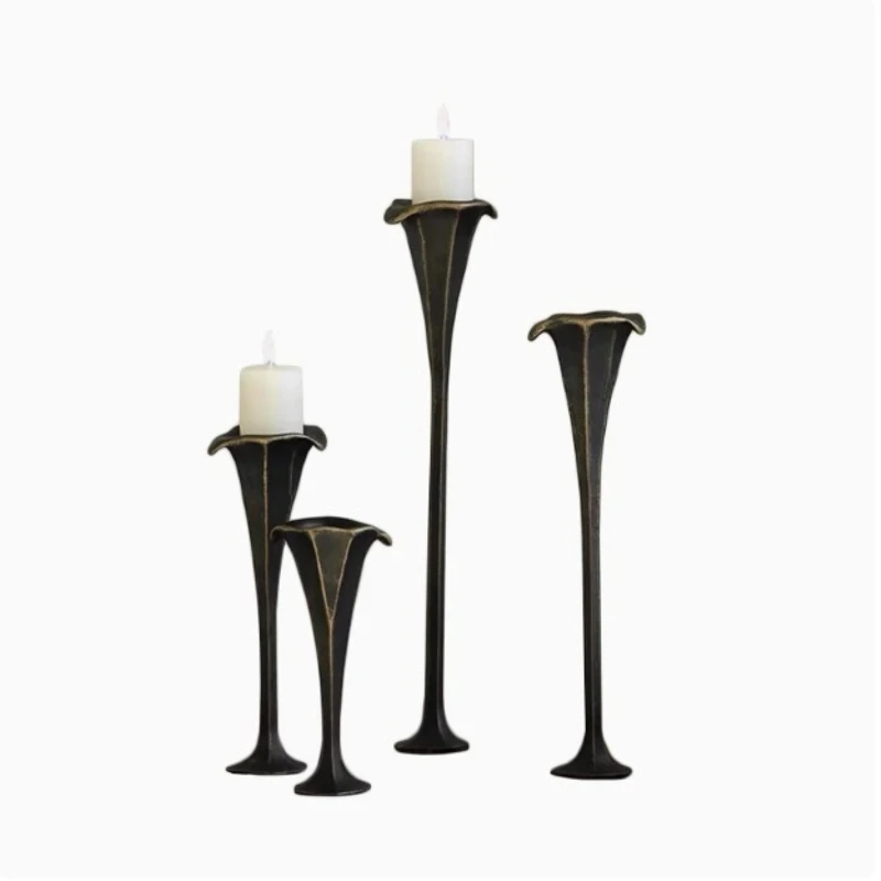 

Geometric Candlestick Decorative Ornament Model Room Candlestick Decorative Art