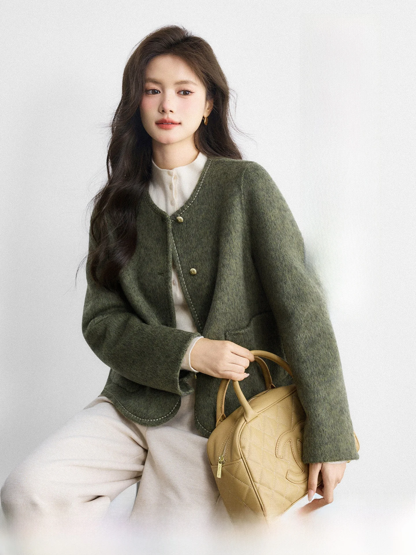 

Double-Faced Woolen een Coat for Women by Suben 'Forest And Posan' Collection Winter 2025 Luxury Lightweight Faion