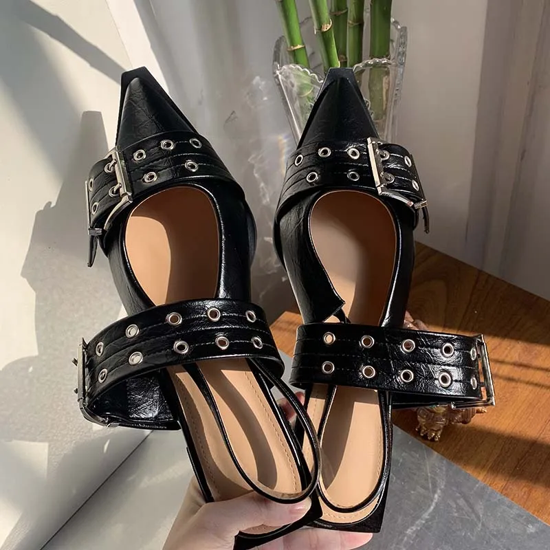 Fashion Gladiator Sandals Women Flats Shoes Ladies Flats Shoes New In Buckle Strap Pointed Toe Casual 2024 Female Sandals Mules