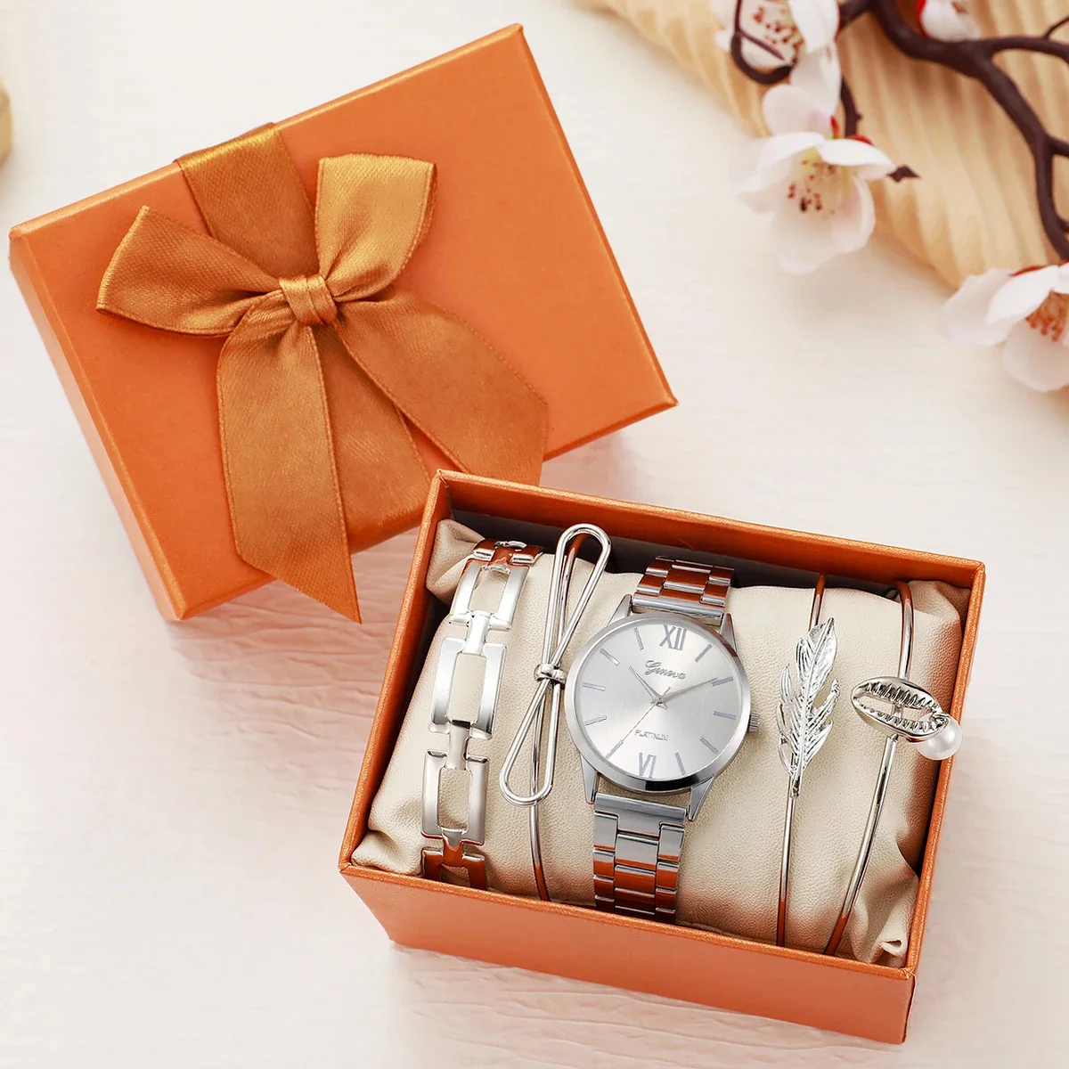 

Simple and Fashionable Disc Alloy Steel Band Women Quartz Watch Bracelet Set 5 Piece Set for Christmas and Halloween Gifts